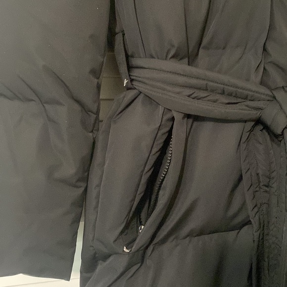 BRAND NEW Water-repellent quilted coat - Picture 7 of 8